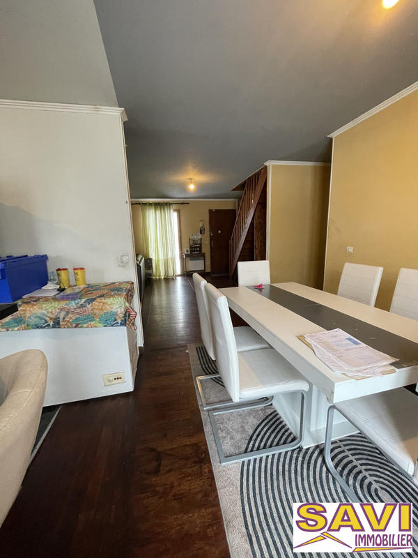 Maison - 97 m² - 5 pièces