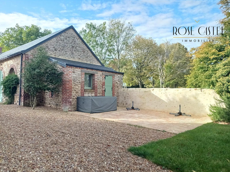 Maison ancienne - 210 m² - 7 pièces