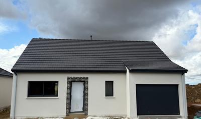 Maison - 90 m² - 5 pièces