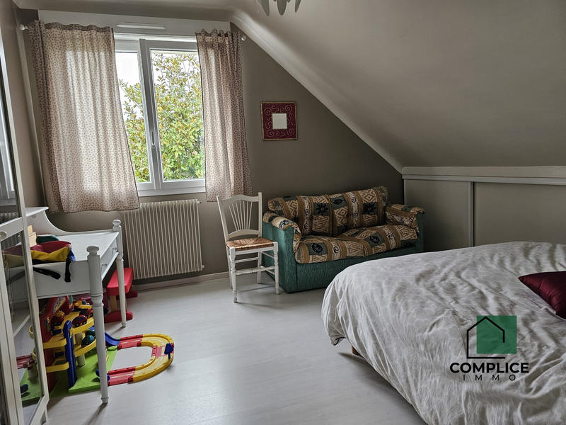 Maison traditionnelle - 152 m² - 5 pièces