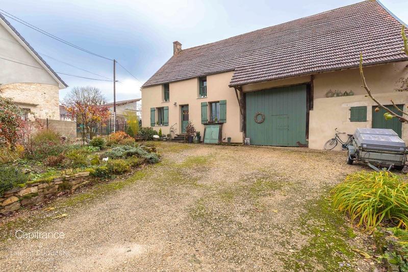 Maison - 192 m² - 7 pièces