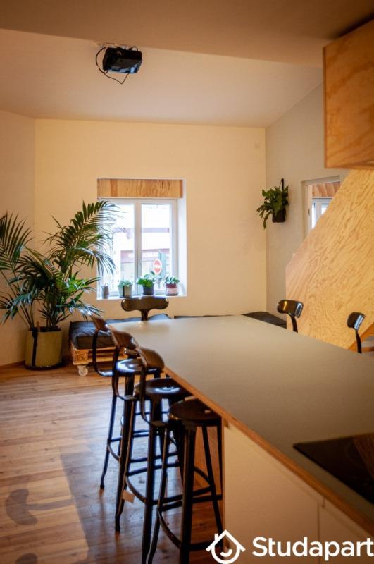 Chambre - 130 m² - 1 pièce