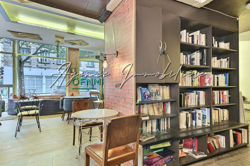 Fonds de commerce - Magasins - 209 m²