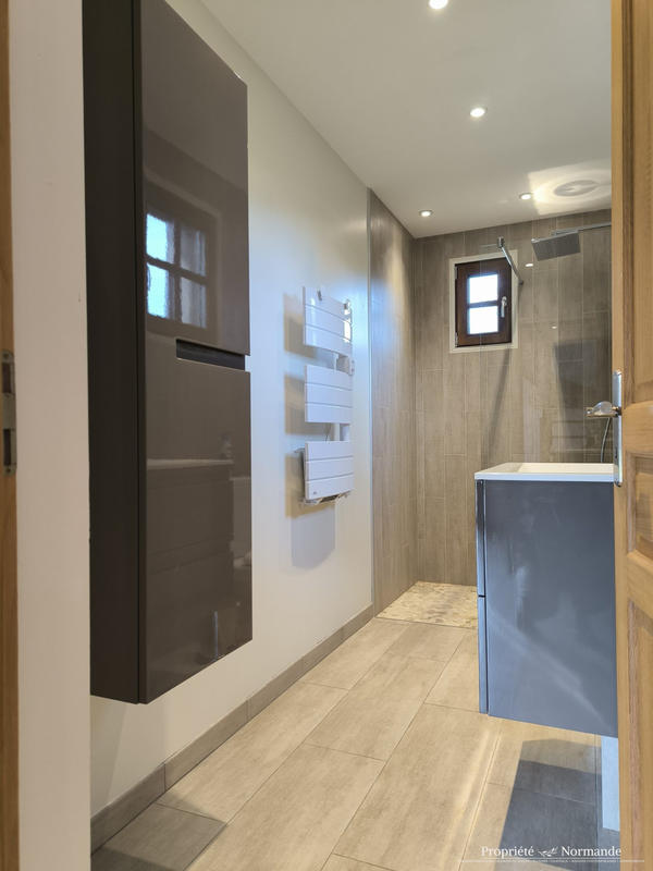 Maison ancienne - 146 m² - 8 pièces