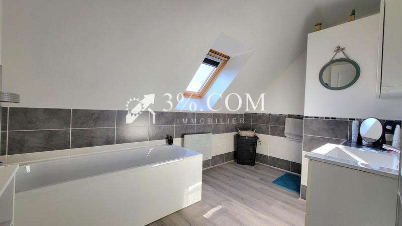 Maison - 84 m² - 4 pièces