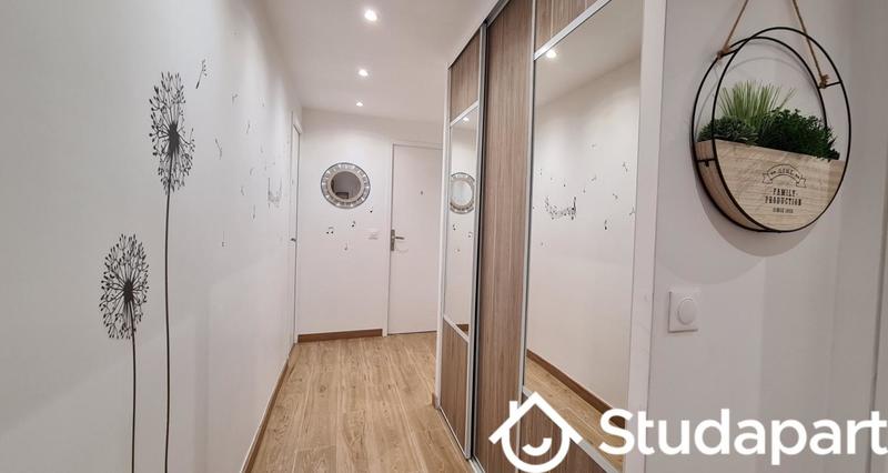 Chambre - 10 m² - 1 pièce