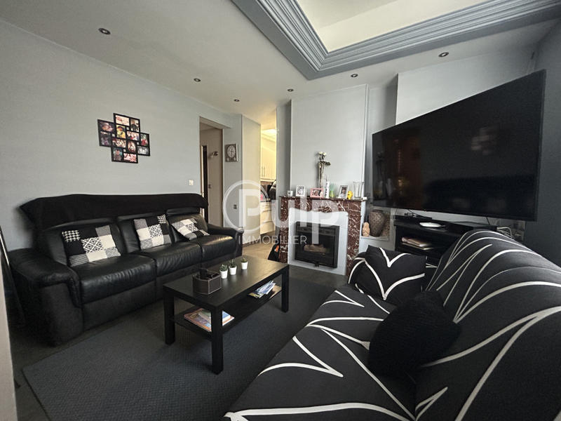 Maison bourgeoise - 235 m² - 7 pièces