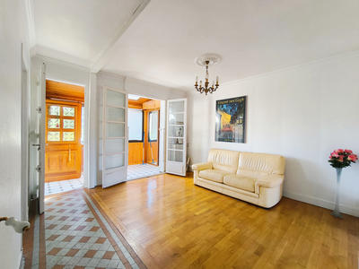 Maison - 121 m² - 5 pièces