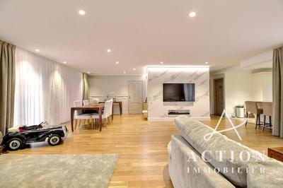 Maison - 171 m² - 5 pièces