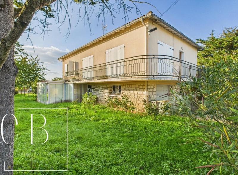 Maison - 100 m² - 6 pièces