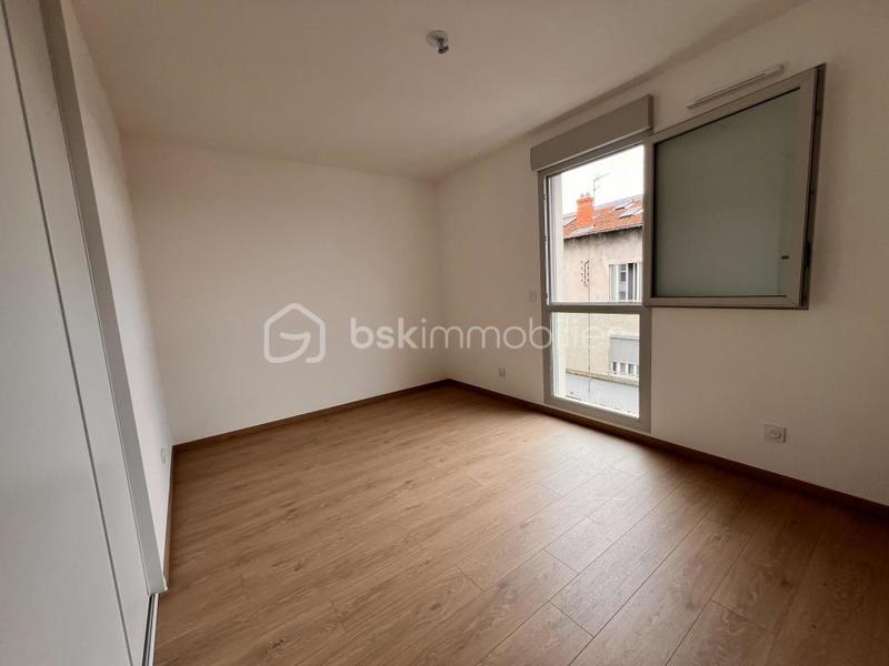 Appartement - 86 m² - 4 pièces