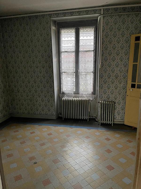 Maison - 91 m² - 6 pièces