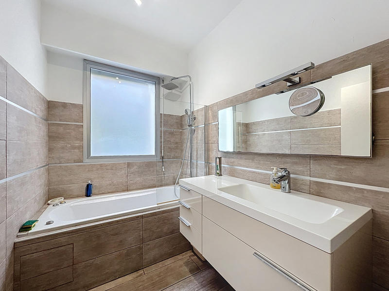 Appartement - 61 m² - 2 pièces