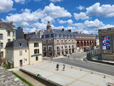 Local commercial - 330 m²