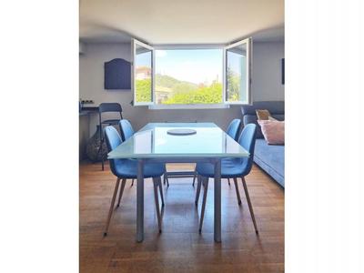 Appartement - 115 m² - 4 pièces