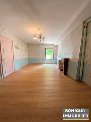 Maison - 123 m² - 5 pièces