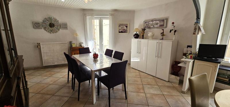 Maison - 102 m² - 5 pièces