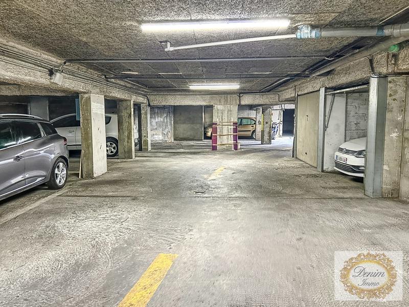 Parking / Garage - 8 m²
