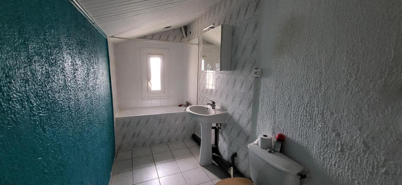 Appartement - 82 m² - 3 pièces