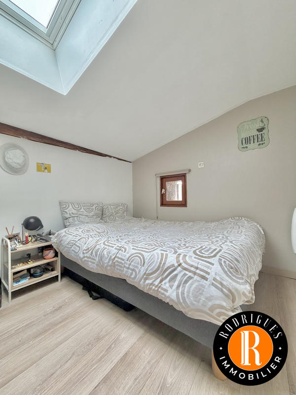 Appartement - 70 m² - 2 pièces