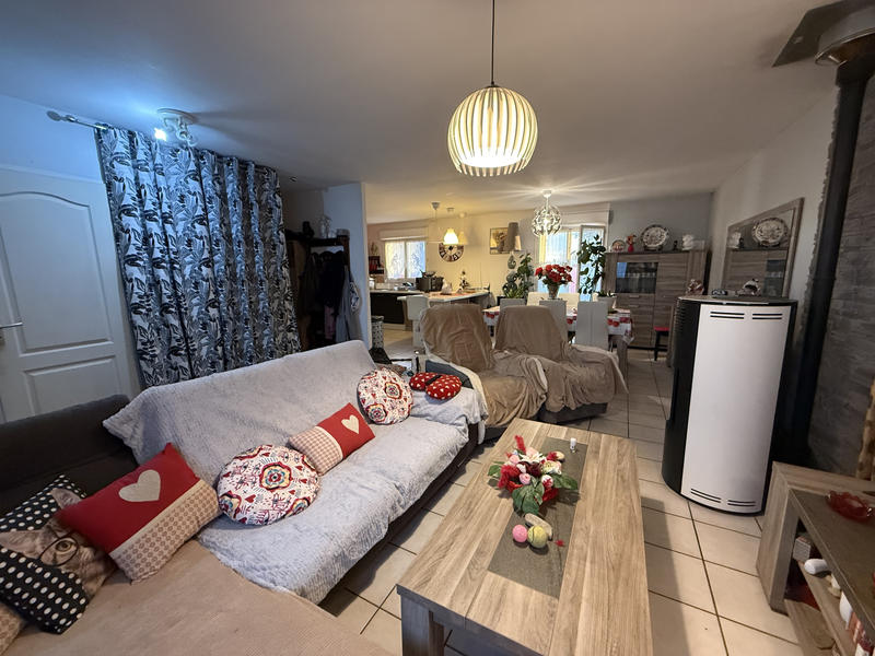 Maison - 120 m² - 6 pièces