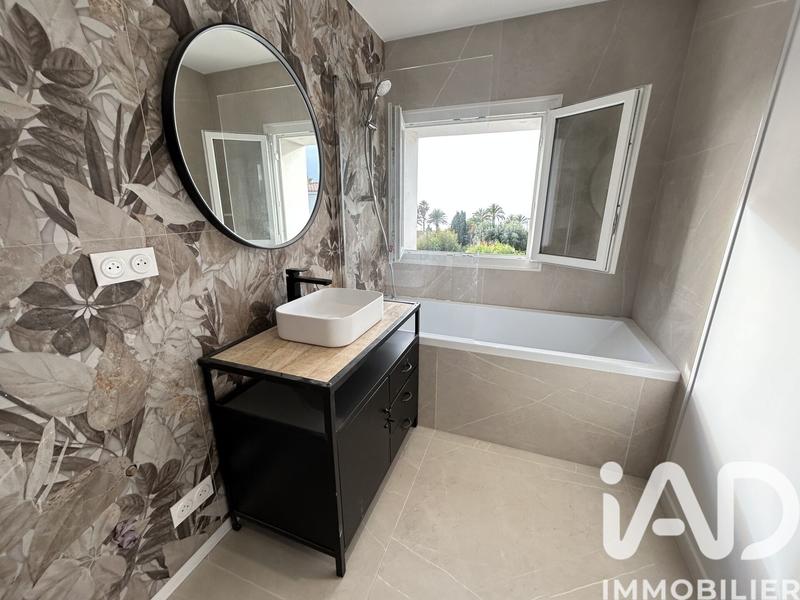 Appartement - 118 m² - 5 pièces