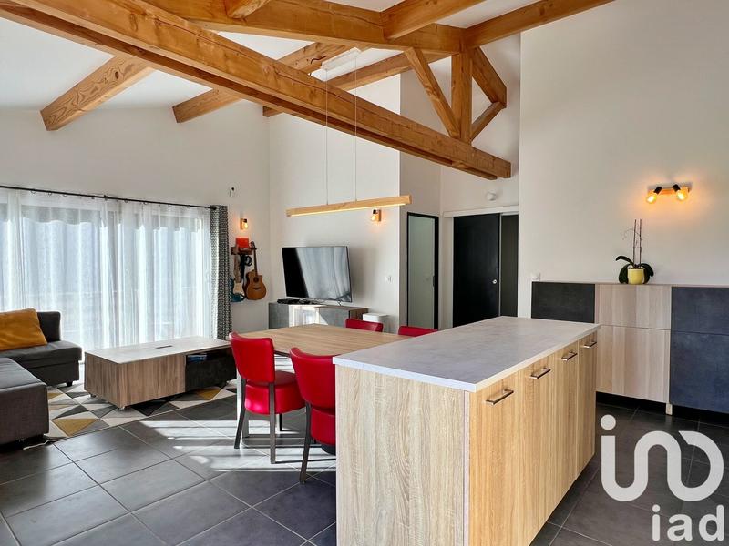 Maison - 92 m² - 4 pièces