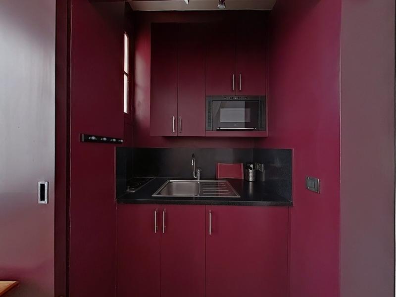 Studio - 25 m² - 1 pièce