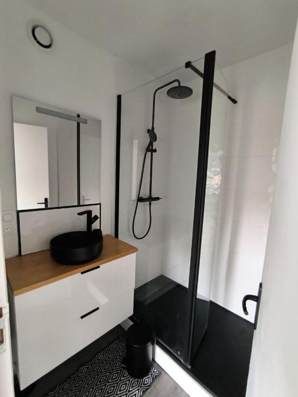 Appartement - 99 m² - 6 pièces