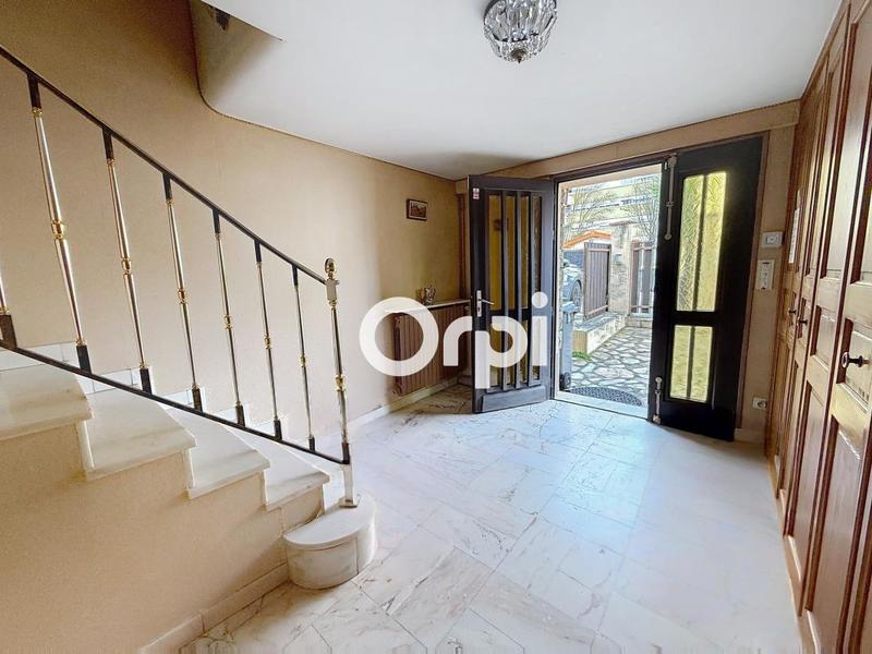 Maison - 167 m² - 6 pièces