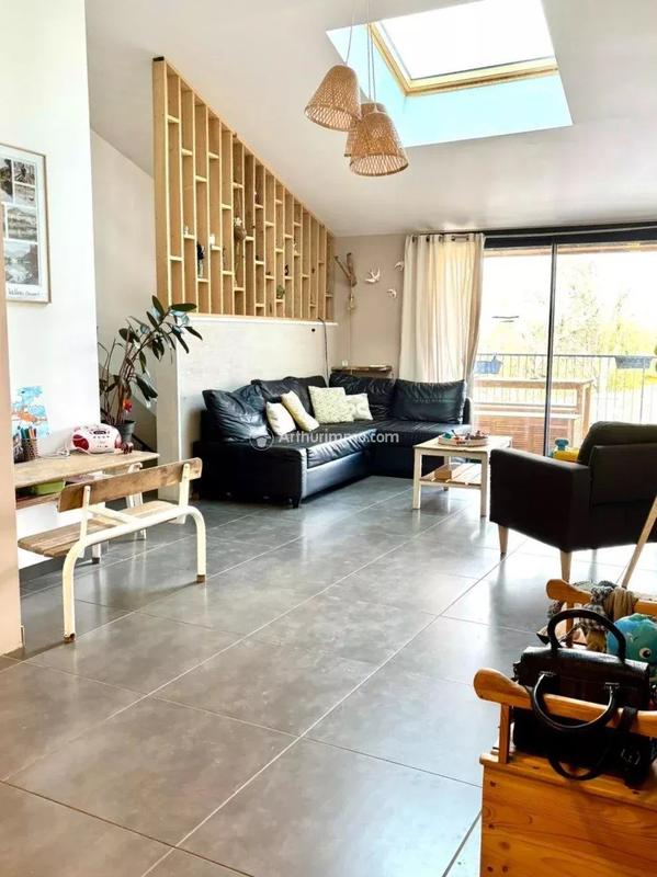 Maison - 288 m² - 7 pièces