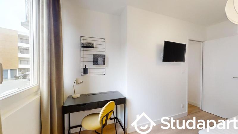 Chambre - 9 m² - 1 pièce