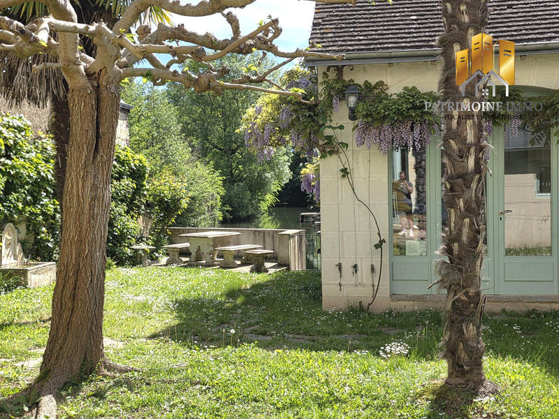 Maison - 300 m² - 10 pièces