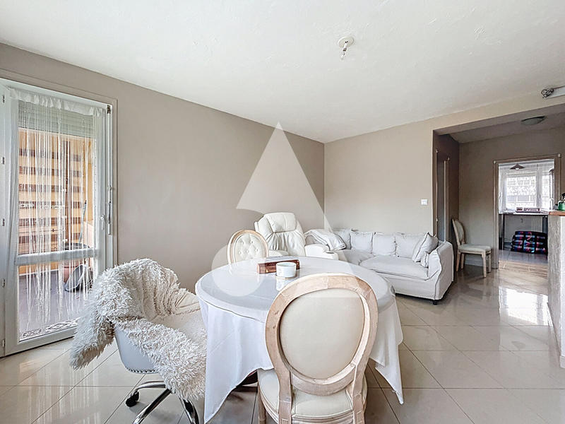 Appartement - 62 m² - 3 pièces