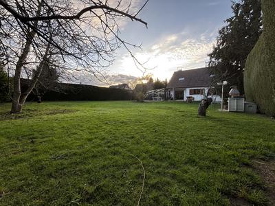 Maison - 180 m² - 8 pièces