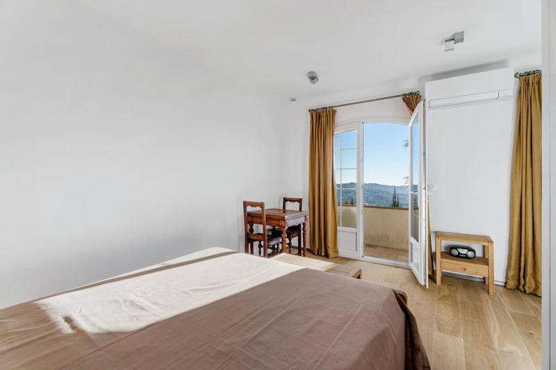 Villa - 142 m² - 6 pièces