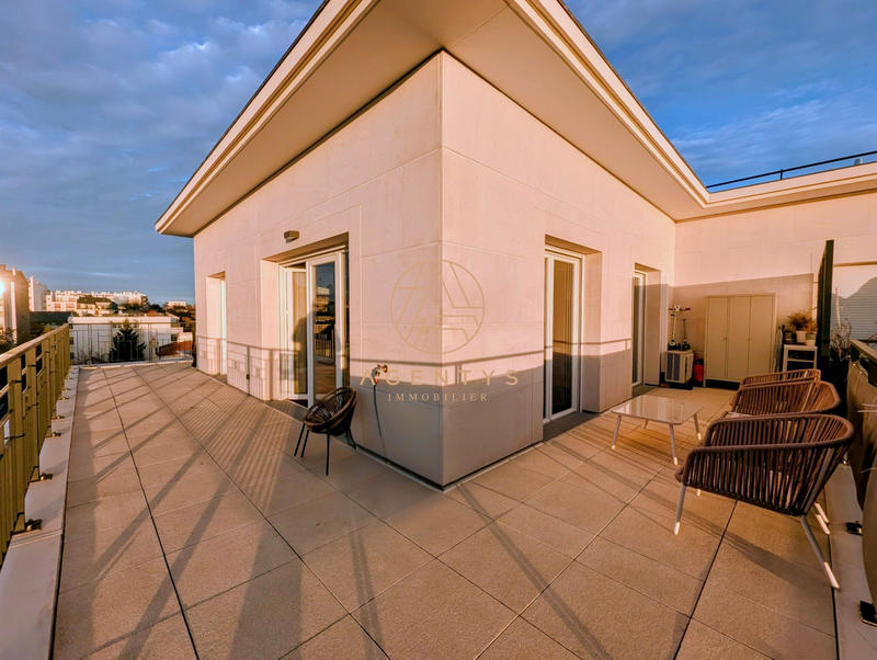 Appartement - 76 m² - 4 pièces