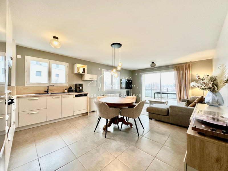 Appartement - 74 m² - 3 pièces