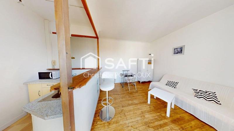 Maison - 260 m² - 8 pièces