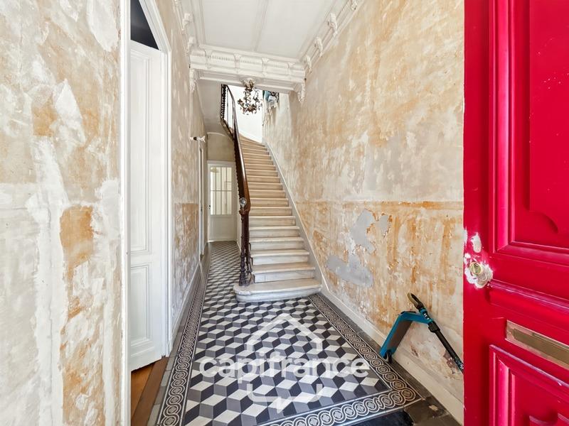 Maison de ville - 147 m² - 6 pièces