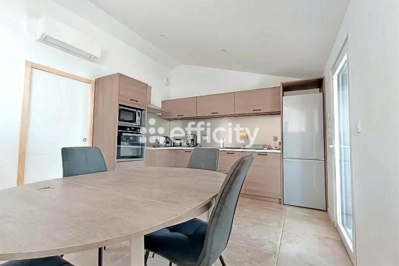 Maison - 74 m² - 3 pièces