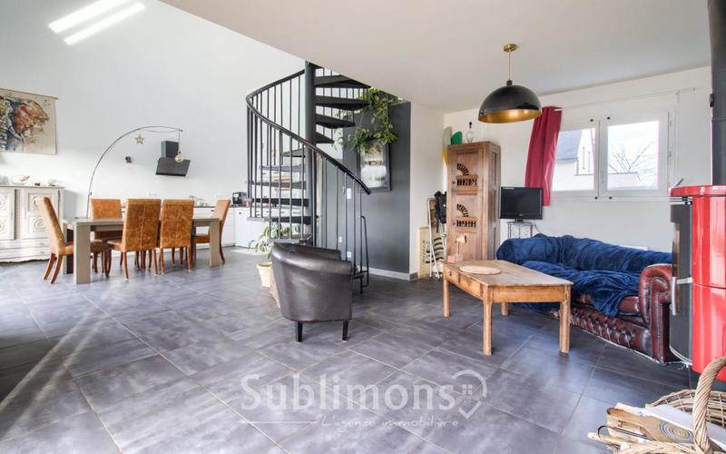 Maison - 87 m² - 4 pièces
