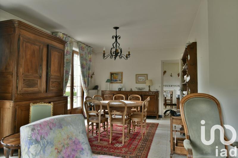 Maison - 198 m² - 10 pièces