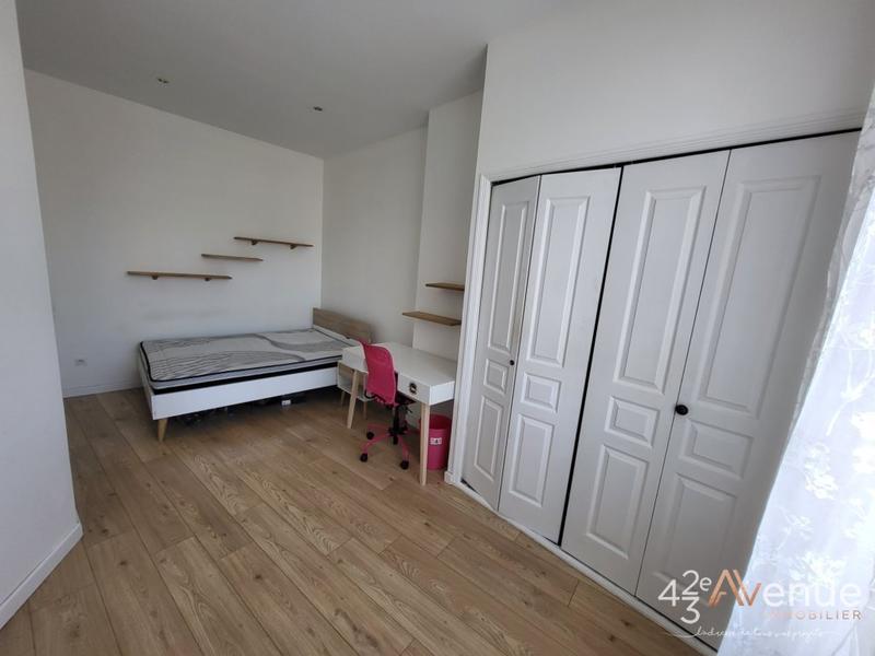 Appartement - 147 m² - 5 pièces