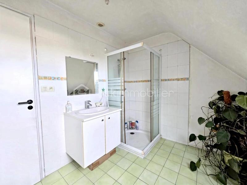 Maison traditionnelle - 112 m² - 6 pièces