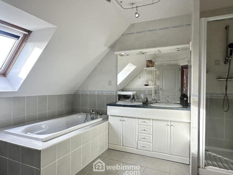 Maison - 124 m² - 6 pièces