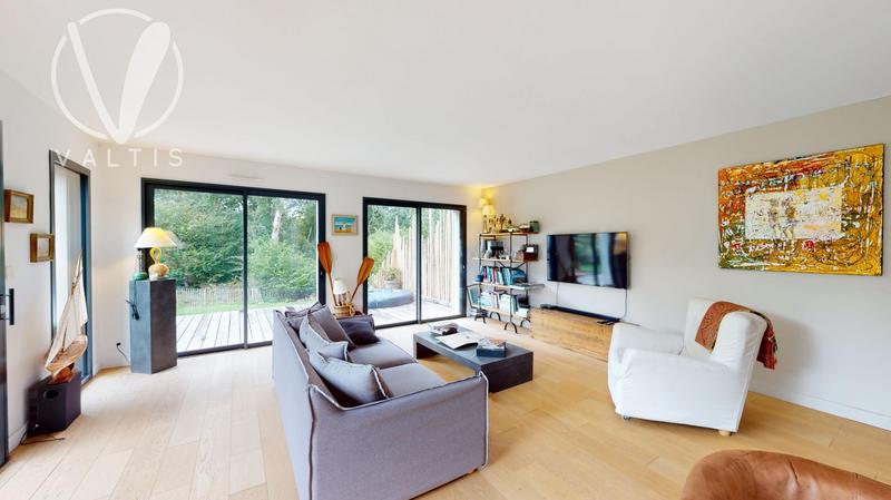 Maison contemporaine - 174 m² - 6 pièces