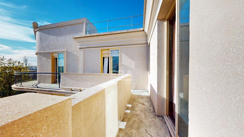 Appartement - 156 m² - 6 pièces