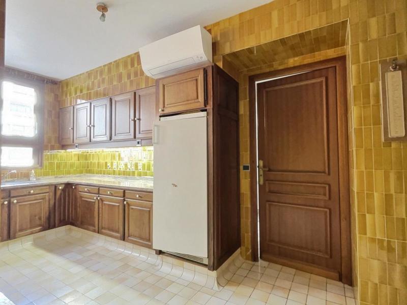 Appartement - 205 m² - 7 pièces