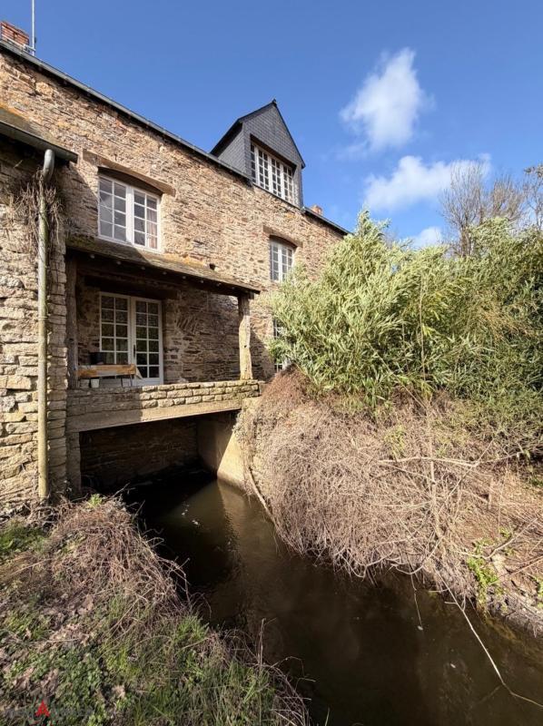 Moulin - 144 m² - 5 pièces